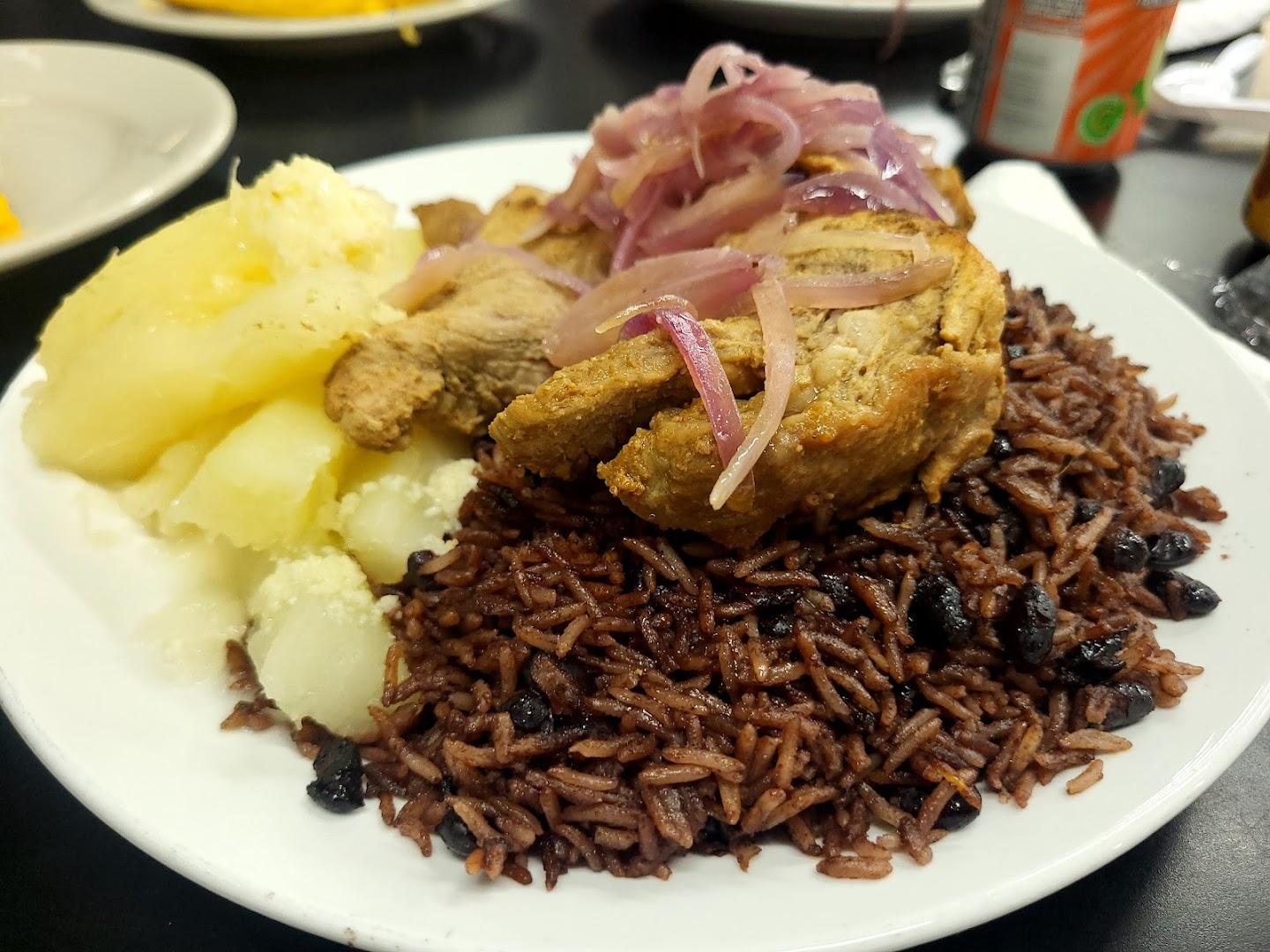 Cuban KY Restaurant & Grocery